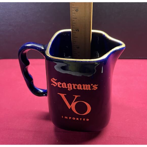 Vintage Seagrams VO Imported Whiskey Ceramic Bar Pitcher White 5” Tall - Picture 7 of 8
